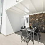 Papaya By Escape Тиас