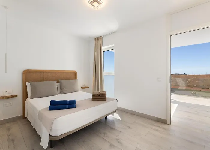 Papaya By Escape 티아즈