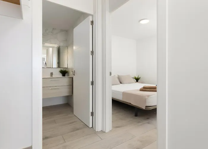 Papaya By Escape * 티아즈